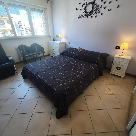Futurismo 8 Apartment *