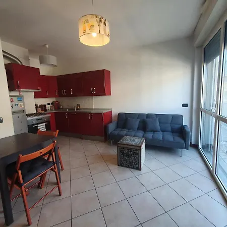 Futurismo 8 Apartment